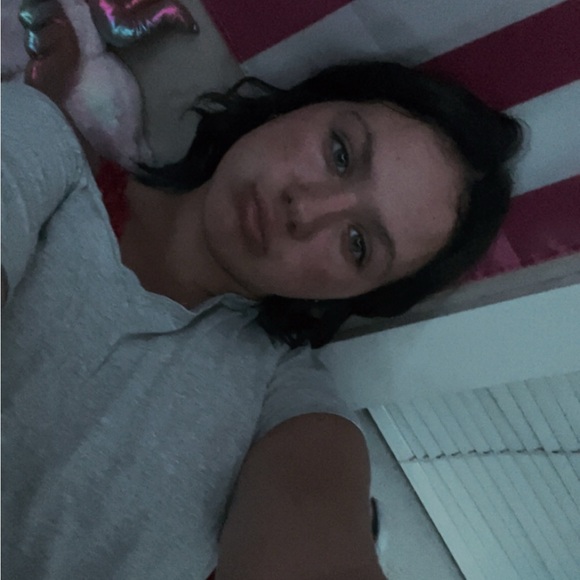 Meet your Posher, Lexi - Picture 3 of 17